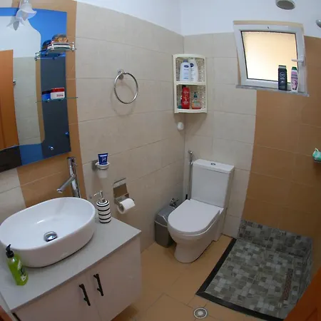 Alban Sea View Apartment *
