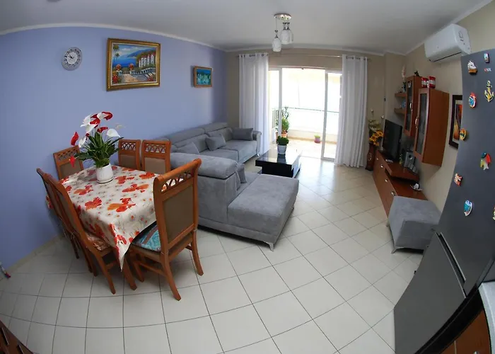 Alban Sea View Apartament